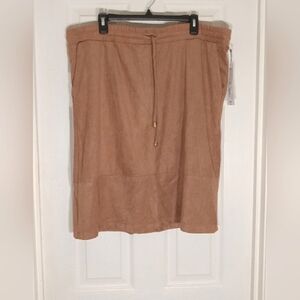 Pull on Skirt Brushed Texture Liz Claiborne